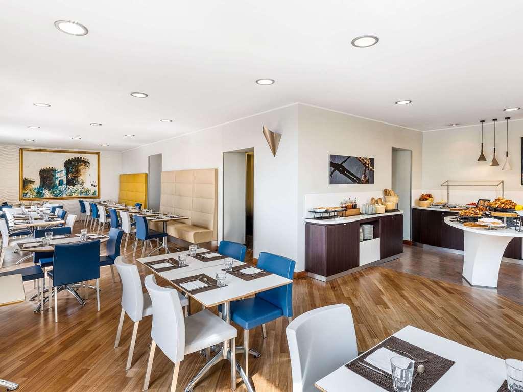 Mercure Napoli Centro Angioino Restaurant foto